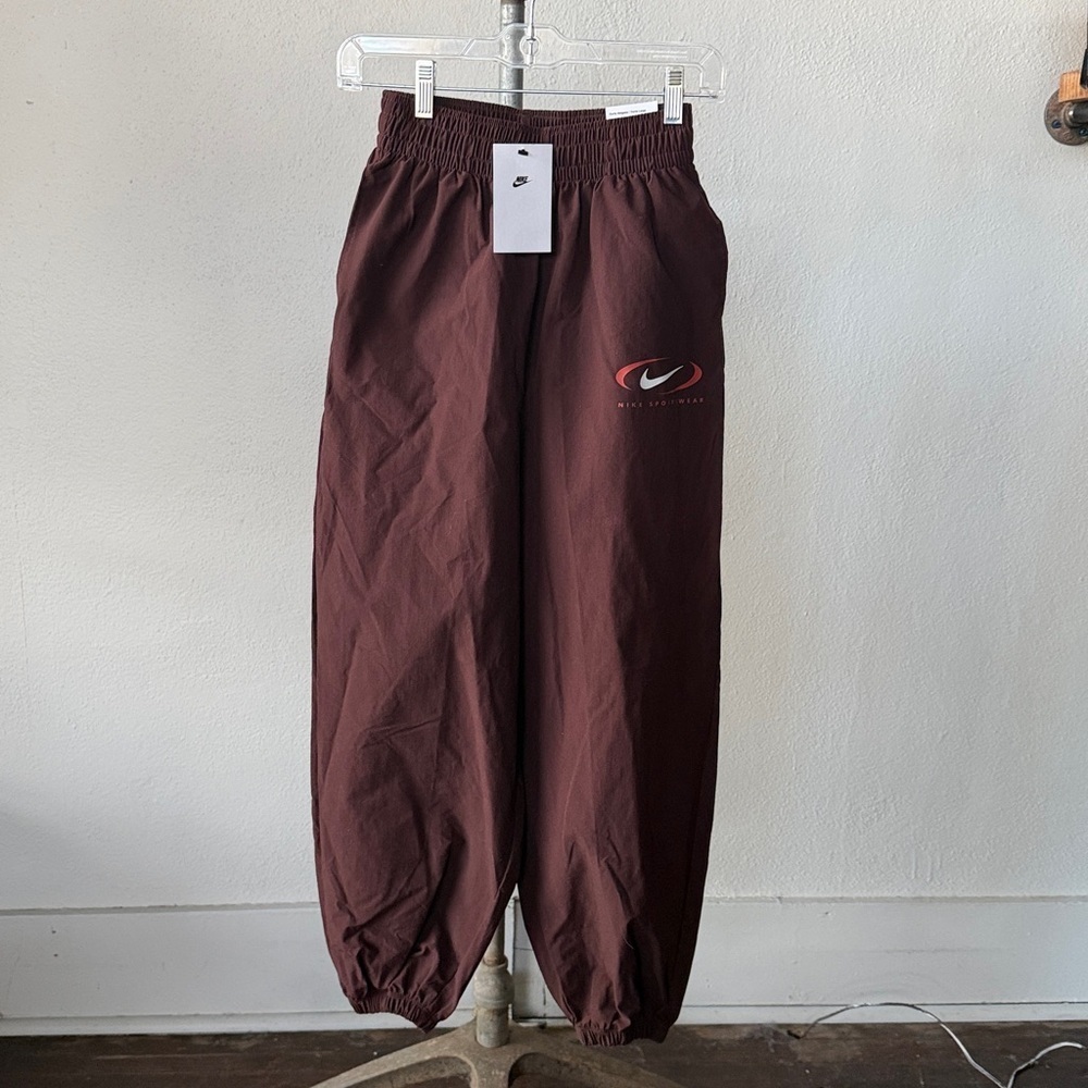 NWT Nike Performance Windbreaker Joggers Loose Fit XS - Picture 2 of 6